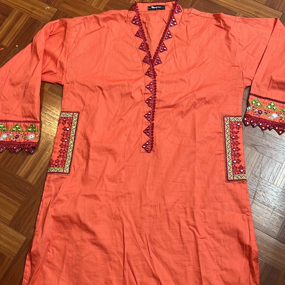 Pakistani Kurta - image 2